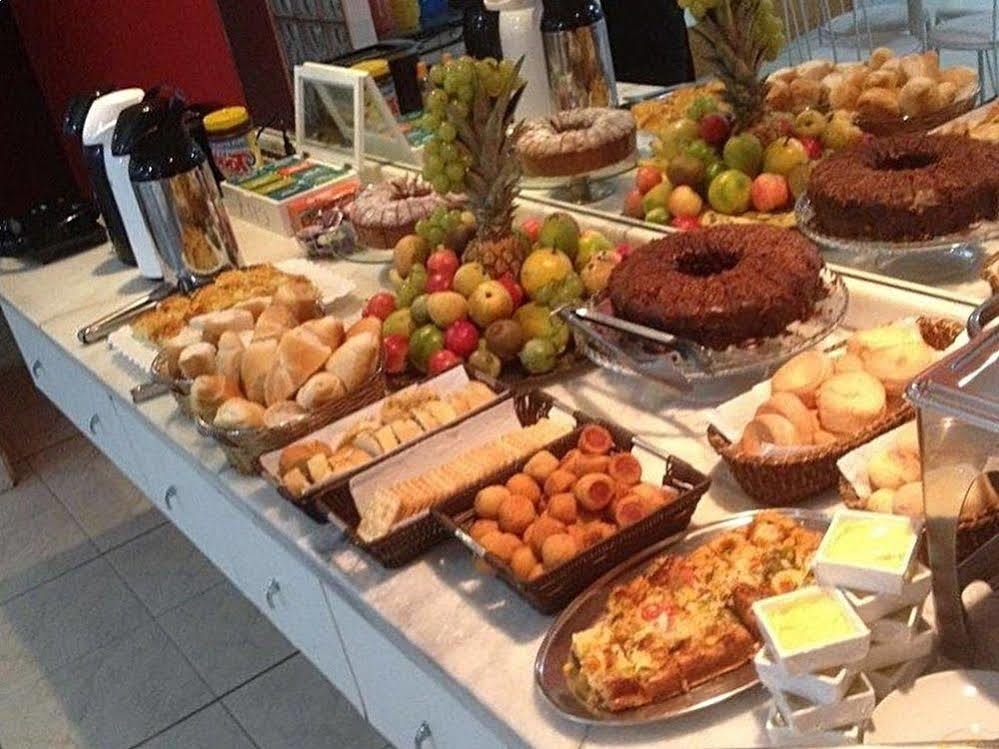 Coral Inn Vitoria Luaran gambar
